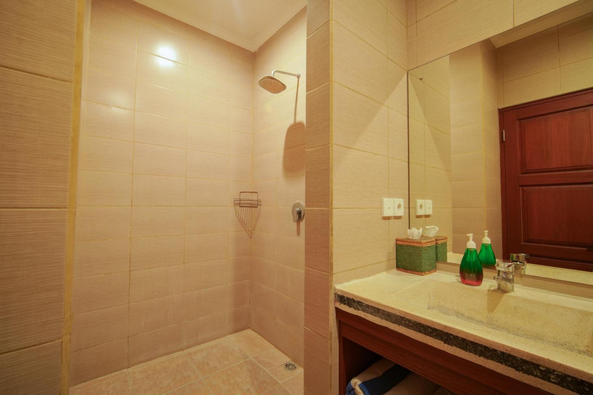 Canggu Bagus Guest House エクステリア 写真